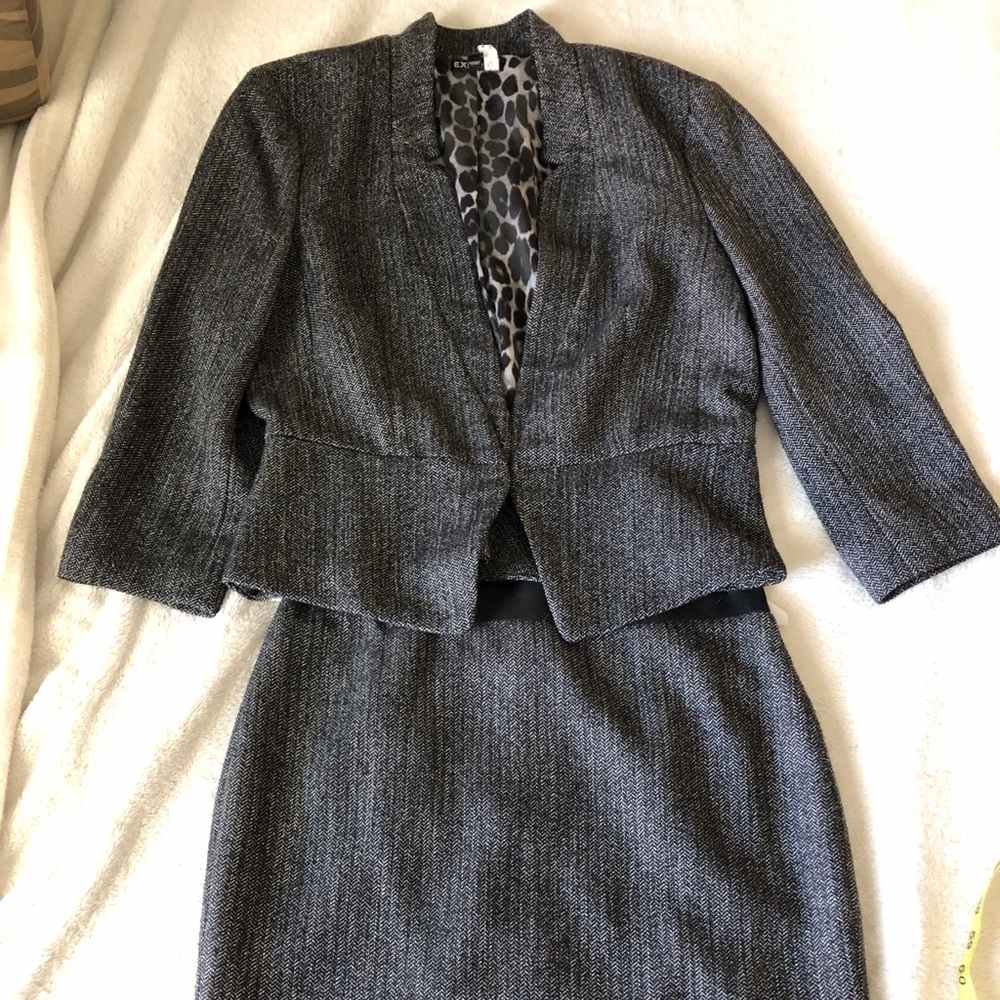 Express suiting - black-Grey-white tweed- sexy